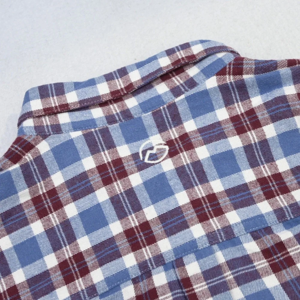 Magellan Outdoors Flannel Button Up Mens M Classic Fit Blue Red Plaid Pocket